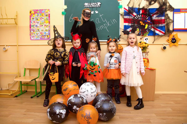 Хелловін у гуртку "Англійський розмовний клуб"