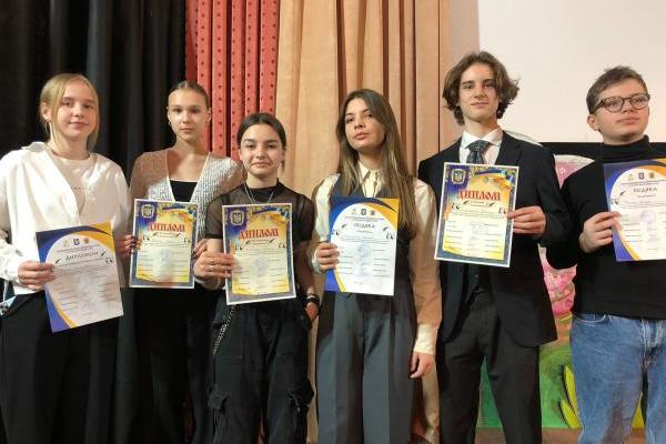 Святкова програма-конкурс «Ритми слова»