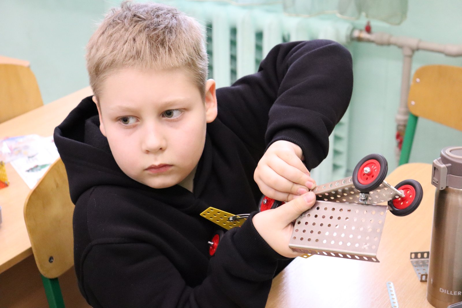 0 02 05 131a53f09a8a50e9ab223bae02ecf2818f8531b844181390e3e1f0dbbe17aef2 219844ab152