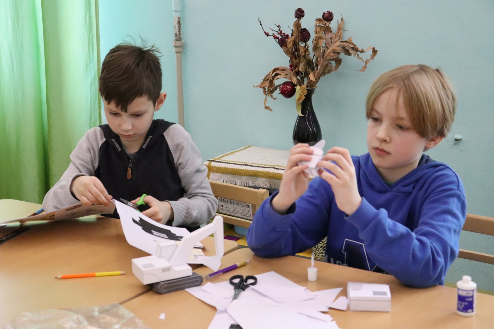 0 02 05 c206a9b4fb11eaf5cc43cbebe9bb67fe3008a429239f137474403a6d41591a26 21984503826