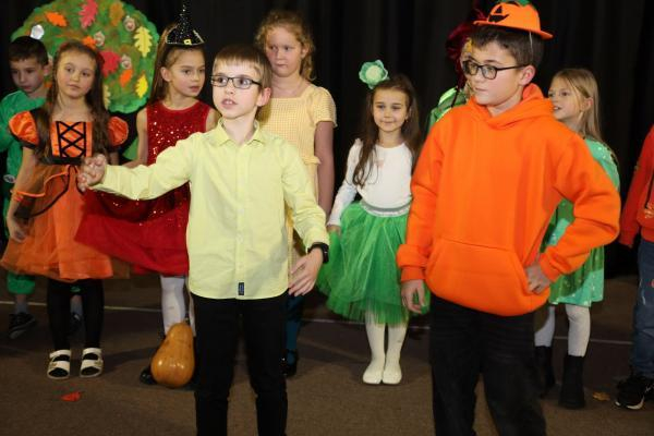 Гурток «English speaking club» - Свято осені «Осінній вернісаж»