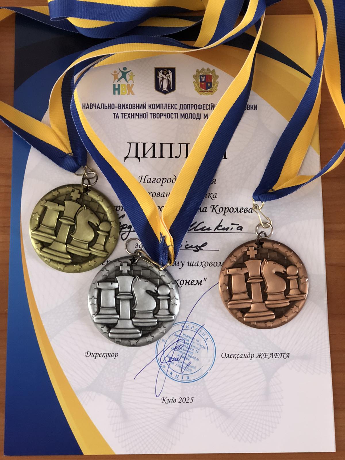 0 02 05 225547957bfbe071e8e02f965c767a50a98593fdc1efb4534aa02c29cb2d19b7 222f57d395d