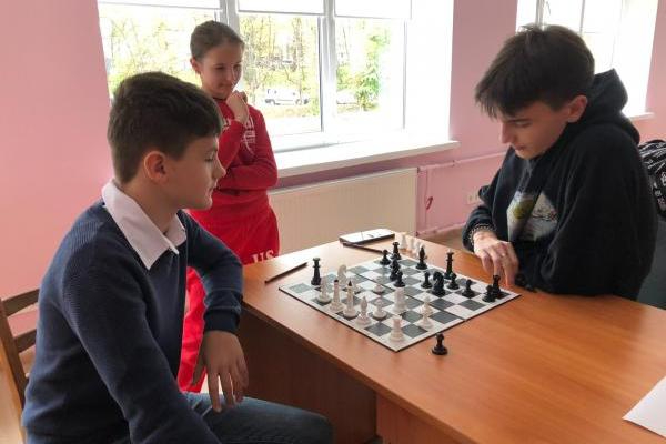 Гурток «Чорний Король-Біла Королева» - Перший щорічний шаховий турнір «Хід конем»