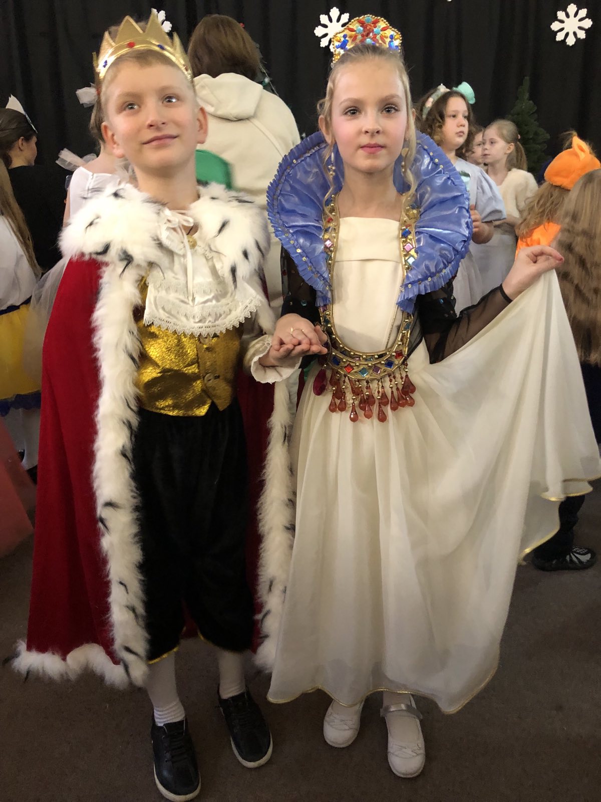 0 02 05 8d6b0411e3e4a410cc50da9d4bf3816cfc0f66462401a203515ad1c0ec46686e 223702d2702