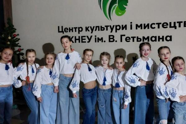 Гурток «Волошки» - Всеукраїнський багатожанровий двотуровий конкурс мистецтв «Різдвяний оберіг»