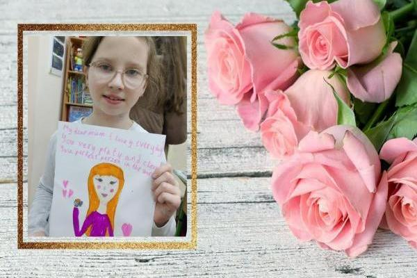 Гурток «English speaking club» - Флешмоб «Вона- моя мати!»