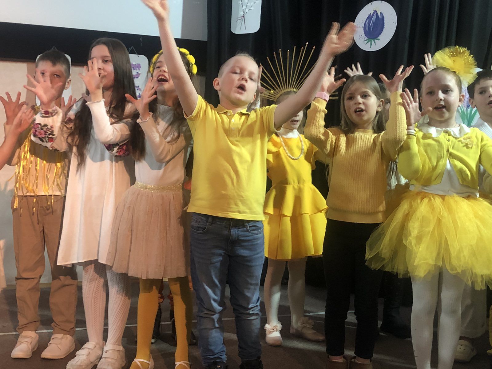 0 02 05 3b90c92a2f2a55aea965dab295fdc1a468d13f6d0424eae689f7bc5651c4c356 2894921641a