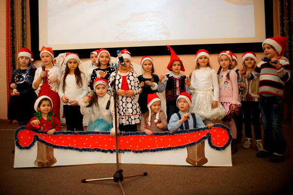 Новорічне свято в НВК зібрало друзів